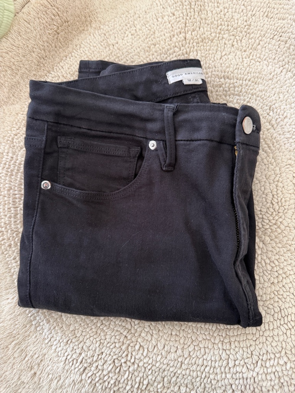 Good American Black Skinny Jeans - Sleek High-Rise Fit